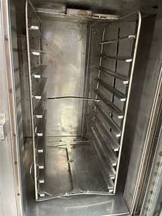 Bakery Ovens With Rotating Carriage