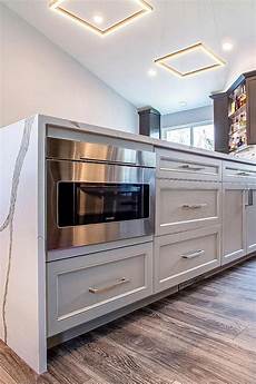 Micro-Wave Oven